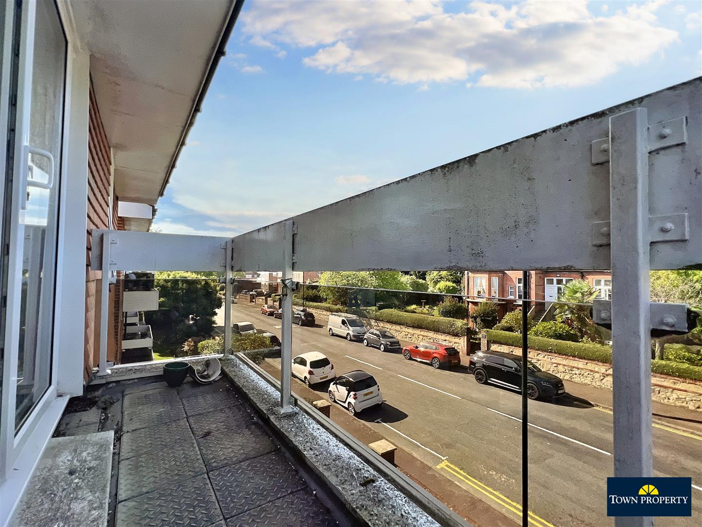 Property Details for Granville Road Eastbourne BN20 7EE Town